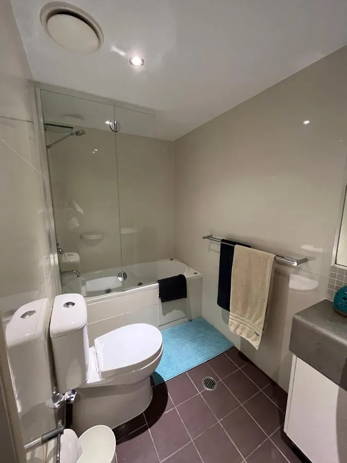 Ocean View Apartments At The Heart Of Gold Coast