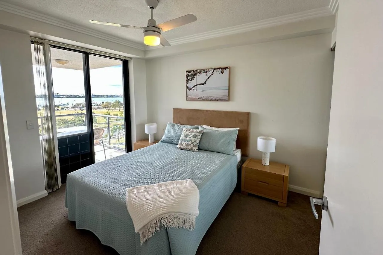 Ocean View Apartments At The Heart Of Gold Coast 0*,