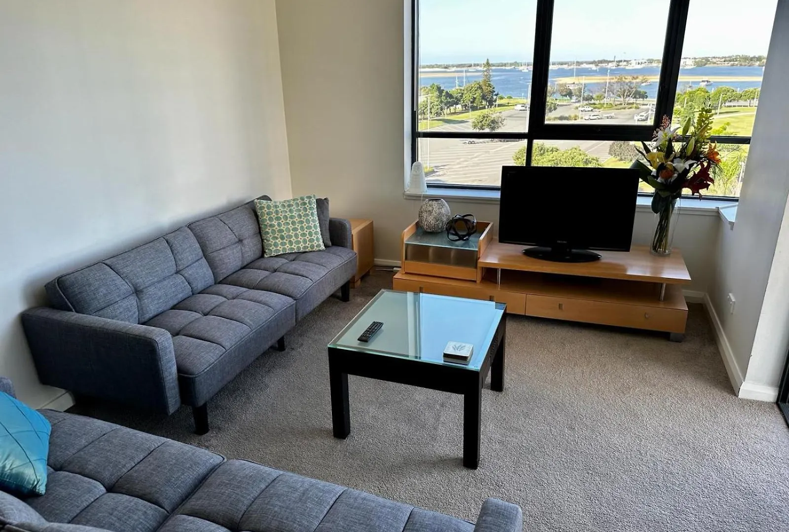 Ocean View Apartments At The Heart Of Gold Coast Australia