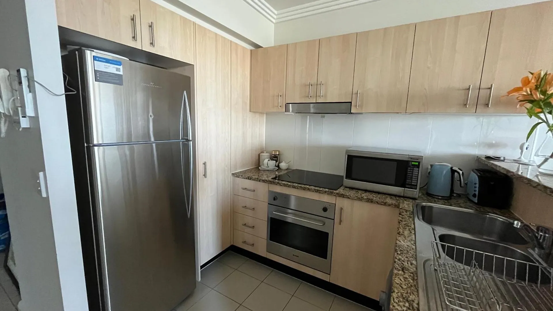 Ocean View Apartments At The Heart Of Gold Coast